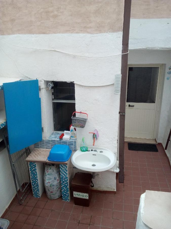 Al Mare, Al Sole, Si', Ma Nella Casa Del Minatore Buggerru Εξωτερικό φωτογραφία