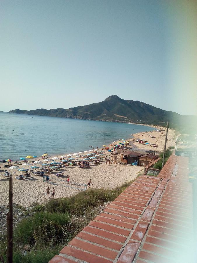 Al Mare, Al Sole, Si', Ma Nella Casa Del Minatore Buggerru Εξωτερικό φωτογραφία