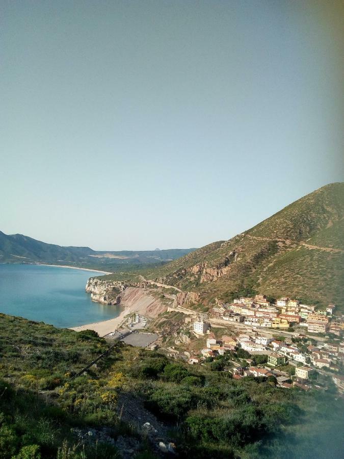 Al Mare, Al Sole, Si', Ma Nella Casa Del Minatore Buggerru Εξωτερικό φωτογραφία